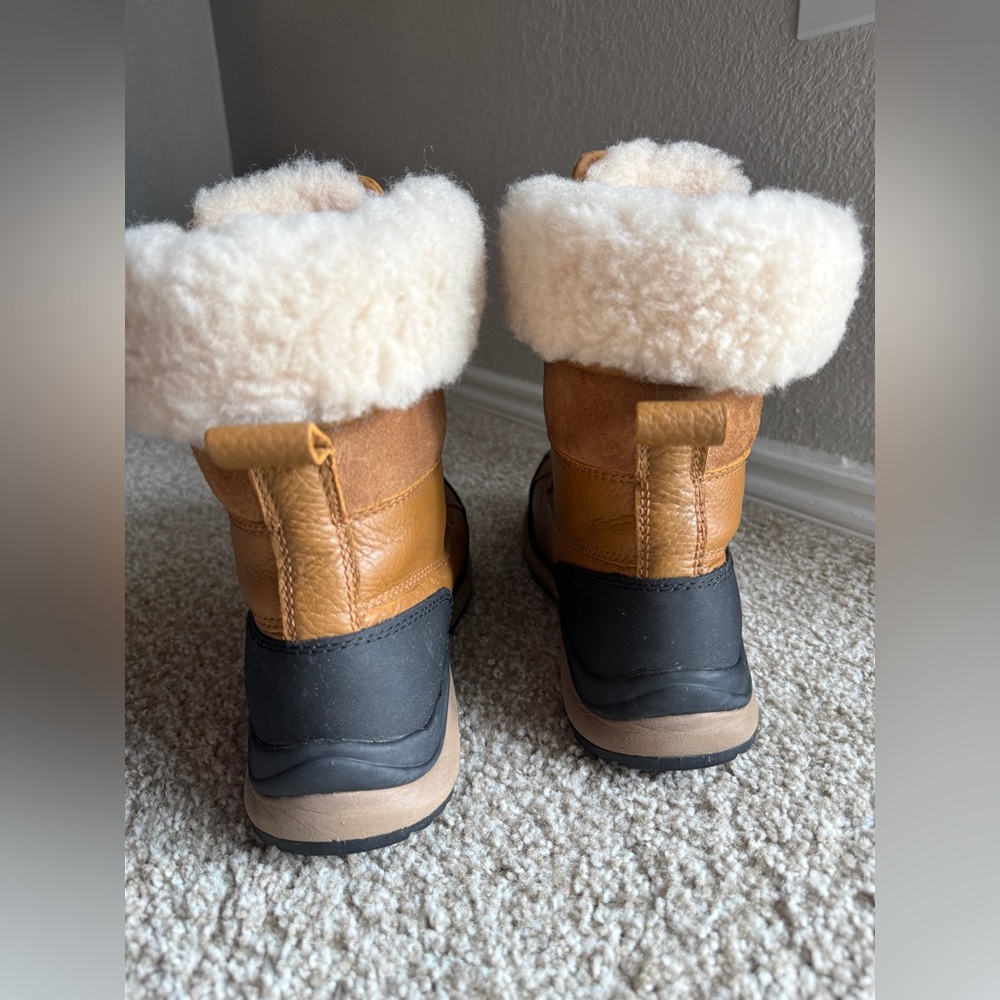 UGG Adirondack III Tan and Black Waterproof Boots - Picture 4 of 7